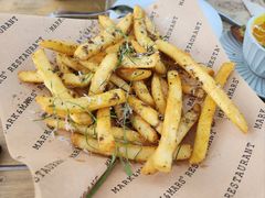 -Mark&Mars Restaurant