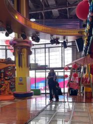 -欧酷世界动力星球(王府井奥莱UP TOWN店)