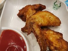 爱尔兰烤翅-汤姆家的牛排意面披萨(新城市广场店)