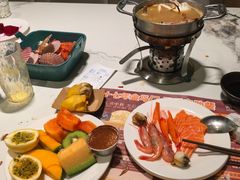 -金马门国际美食百汇(珞喻路店)