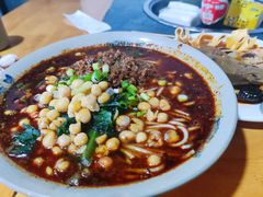 豌杂米粉-丁丁猫重庆小面(徐州路店)