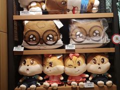 -三只松鼠(世欧广场店)