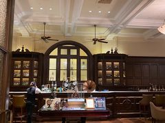 -LONG BAR 廊吧(外滩华尔道夫酒店)