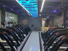 -开阳里游泳健身