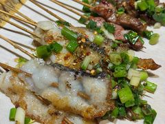 -街角等你.大连海鲜烧烤.经典铁板海鲜串(西安路店)