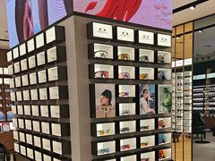 -LensCrafters亮视点(东方新天地店)