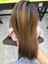 -藤野造型烫发染发