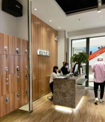 -Mentor Hair Salon