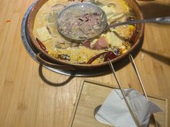 -洱火云南酸菜牛肉火锅(石景山当代商城店)