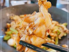 干锅牛蛙-独一道·大别山土菜烧烤(雨花西路店)