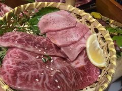 -山川小町·极番烧肉(新地假日广场店)