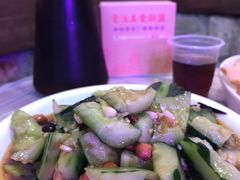 刀拍黄瓜-可可大虾武汉土菜大排档(万松园1店)