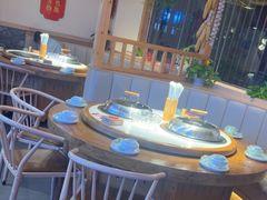 -老何二婶家铁锅炖·东北菜(白石洲店)
