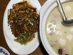 -鑫小城故事·砂锅·排骨藕汤(兴业路店)