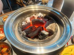 -草家酱蟹炭火烤肉店(珲春南路一店)