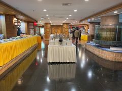 -汇泉王朝大饭店