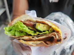 鸡蛋灌饼-海燕家人灌蛋饼(凤凰街店)