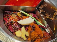 -廖掌柜·重庆鲜货火锅(上海首店)