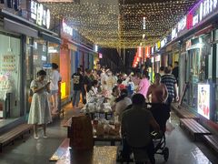 -万达广场(南昌红谷滩店)