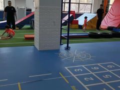 -能量学院少儿体能运动馆(公园1872店)