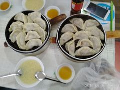 -金城包子牛肉灌汤包(台东四路店)