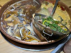 -洱火云南酸菜牛肉火锅(石景山当代商城店)