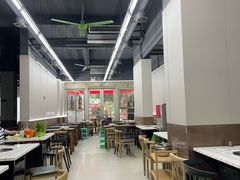 -周良天山牛杂城(天山路总店)