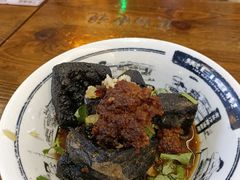 -黑白电视长沙小吃(悦汇城店)