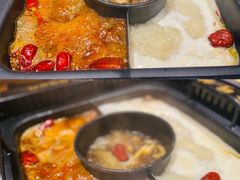-老牌坊云南鱼豆花火锅(哈西万达店)