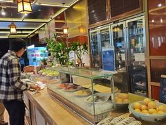 -大中华希尔顿酒店-念自助餐·嗨啤·小龙虾