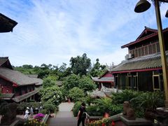 -峨眉山报国寺