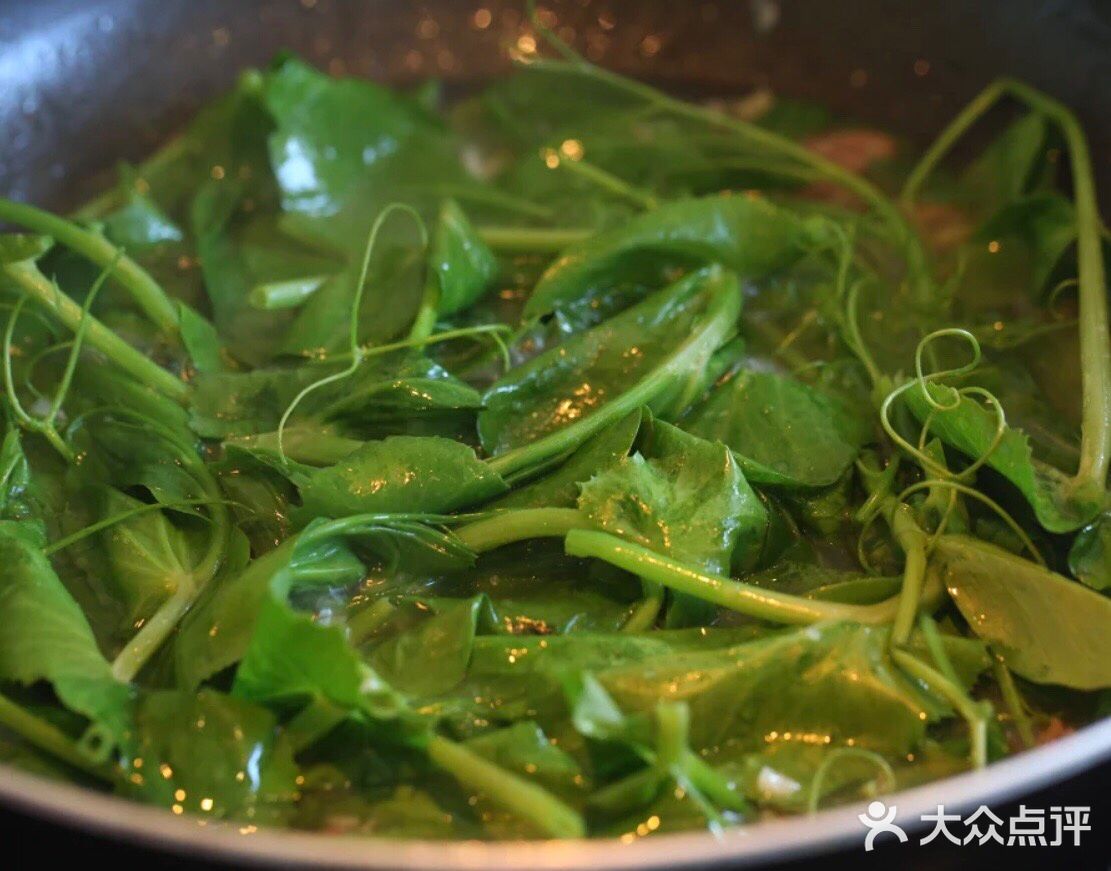 上汤豆苗你吃过，有腊肠的上汤豆苗你值得尝试