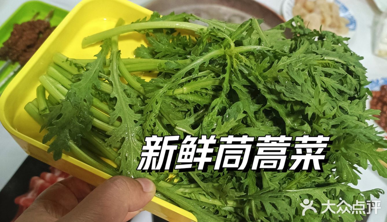 西安交大门口的铜锅涮肉！高材生的爱！
