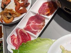-山焱·炭火自助烤肉(周浦万达店)
