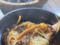 -碰湘地·鲜切牛肉麻辣烫(新世纪家园店)