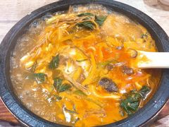 辣牛肉粉丝汤-顶顶红石锅拌饭(步行东街店)