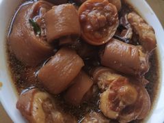 -金卯白肉罩火烧