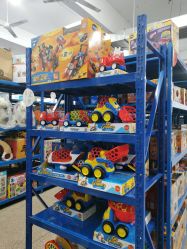 -逝水玩具折扣店