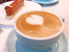 -Fridi Patisserie Cafe