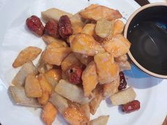 -那家老院子东北菜·饺子·小鸡炖蘑菇(艳华街店)