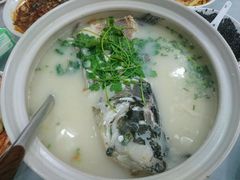 -天乐农家鱼头王(天目湖店)