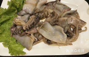 Dry Pepper Stir-fried Cuttlefish