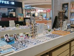 -标准眼镜·蔡司官方授权店(塘沽远洋未来汇店)