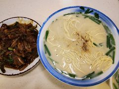 -氾水长鱼面(南苑小区店)