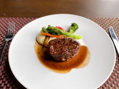 炭扒安格斯谷饲菲力牛排-Kathleen's Waitan 凯圣琳江景西餐厅(外滩店)