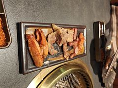 -铭牛烧肉·和牛海鲜自助(高新月牙湖店)