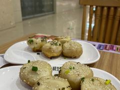 -小杨生煎(金山百联购物中心3楼店)