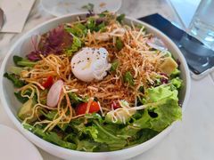藜麦窝蛋沙拉-The Rug Cafe(王府中环店)