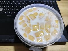 -黎耀阳财神糖水铺(华侨城店)