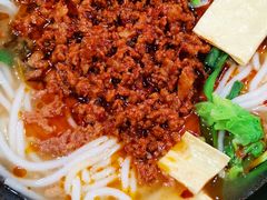 -桥香园正宗过桥米线(机场五店)